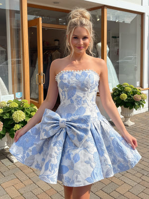 Jacquard A Line Strapless Ruched Corset Homecoming Dresses with Bow