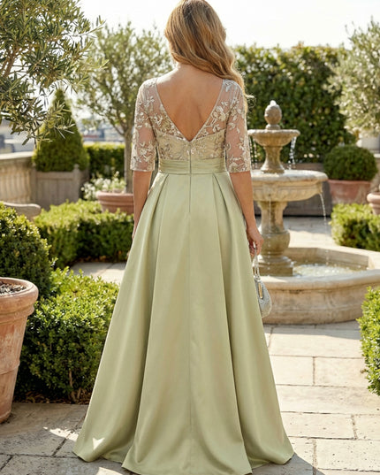 A Line Mother of the Bride & Groom Dresses with Sleeves & Lace Appliques