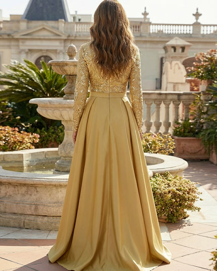 Lace Appliques Satin V Neck A Line Mother of the Bride Dresses