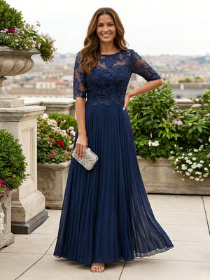 Lace Appliques A Line Scoop Neck Mother of the Bride Dresses