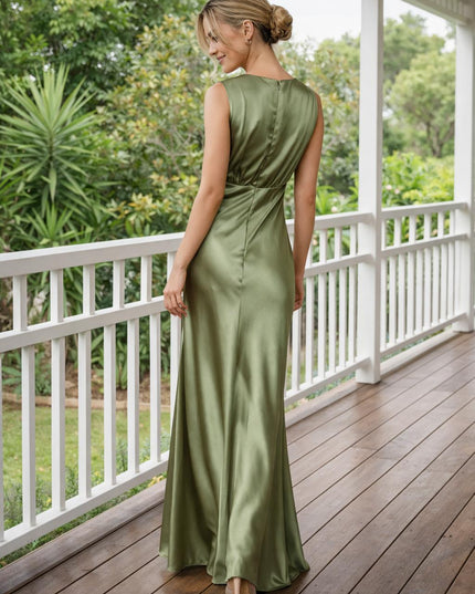 Satin Mermaid V Neck Long Bridesmaid Dresses