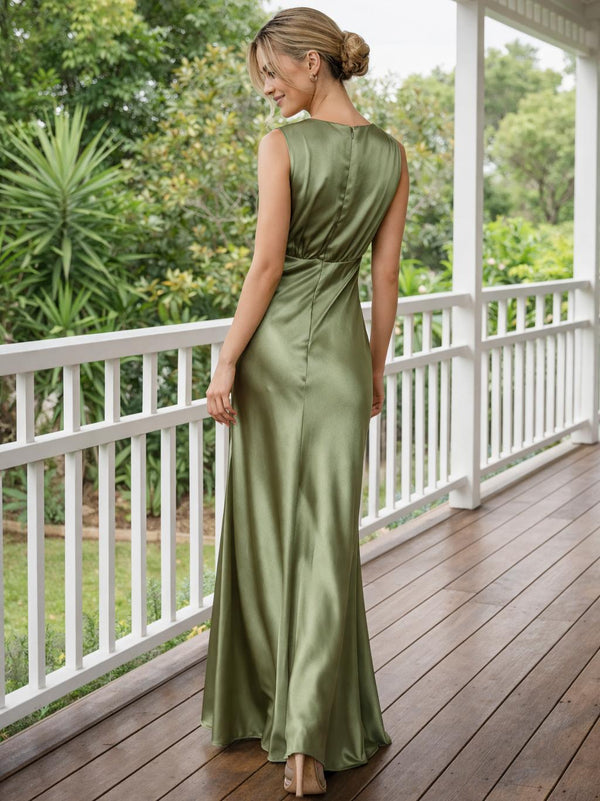 Satin Mermaid V Neck Long Bridesmaid Dresses