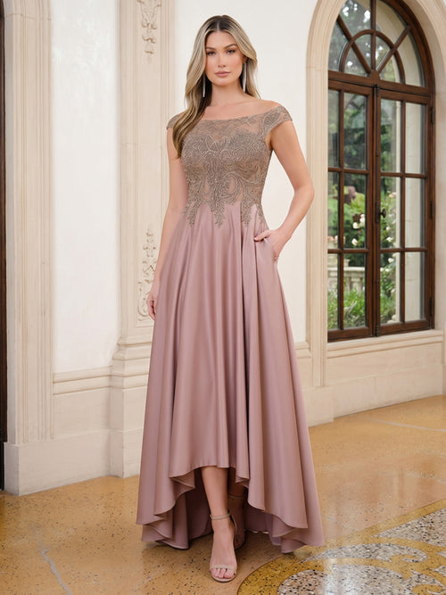Satin A Line Scoop Neck Pleats Lace Appliques Evening Dresses with Pockets