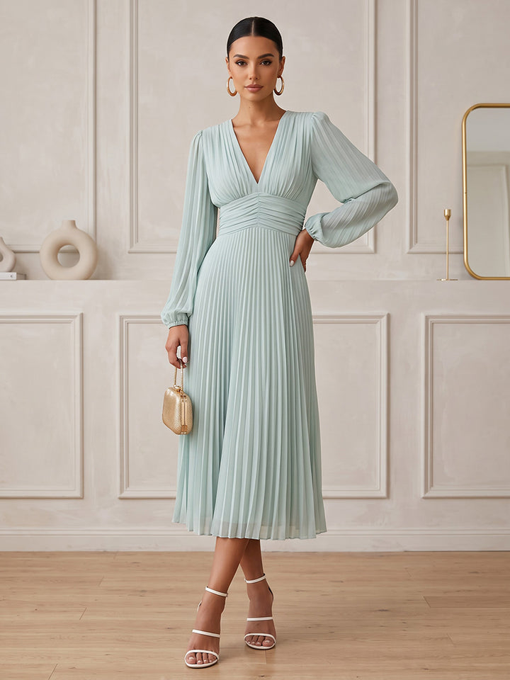 Chiffon A Line V Neck Tea Length Pleats Cocktail Dresses