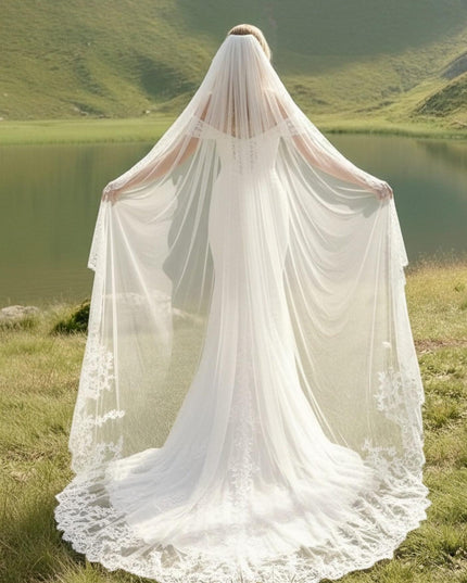 Laces Mermaid Off the Shoulder Long Wedding Dresses