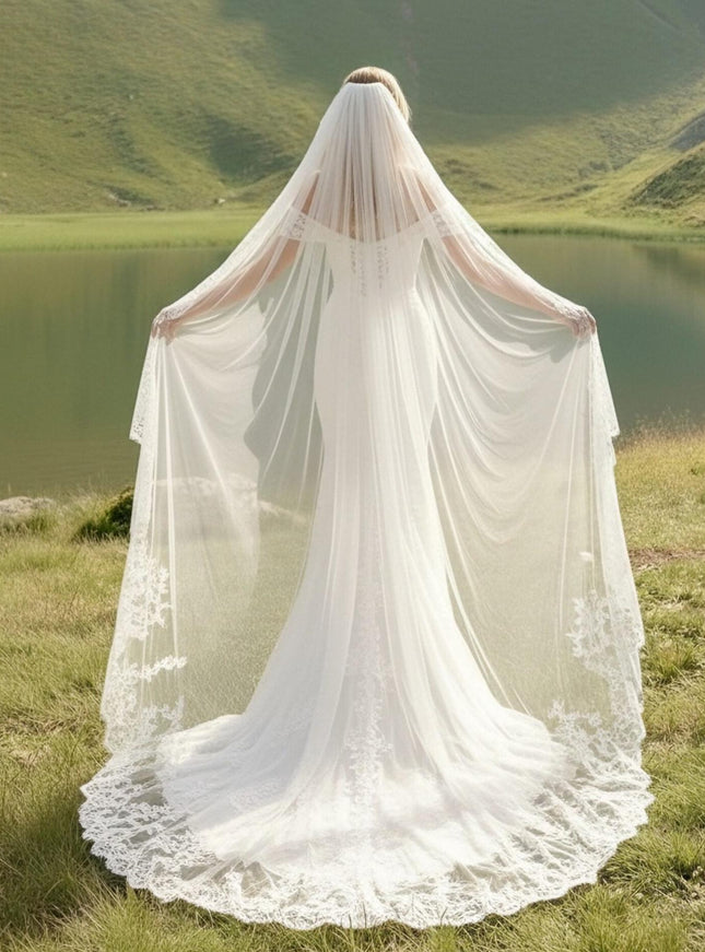 Laces Mermaid Off the Shoulder Long Wedding Dresses