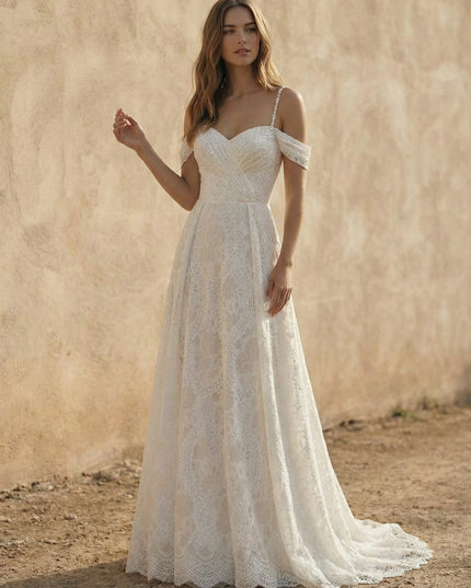 Laces A Line Spaghetti Straps Long Wedding Dresses