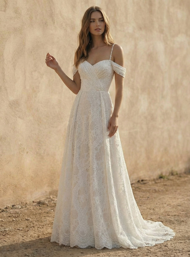 Laces A Line Spaghetti Straps Long Wedding Dresses