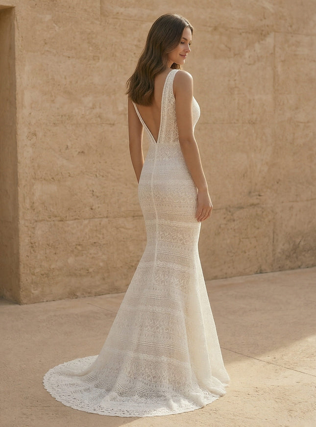 Laces Mermaid V Neck Long Wedding Dresses