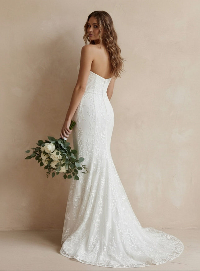 Laces Mermaid Strapless Long Wedding Dresses