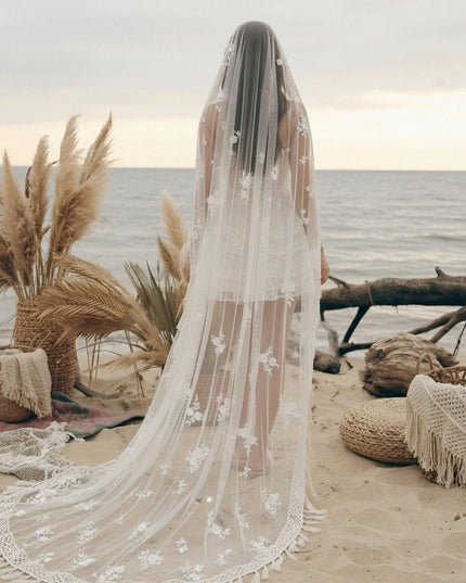 Laces A Line Strapless Short Wedding Dresses