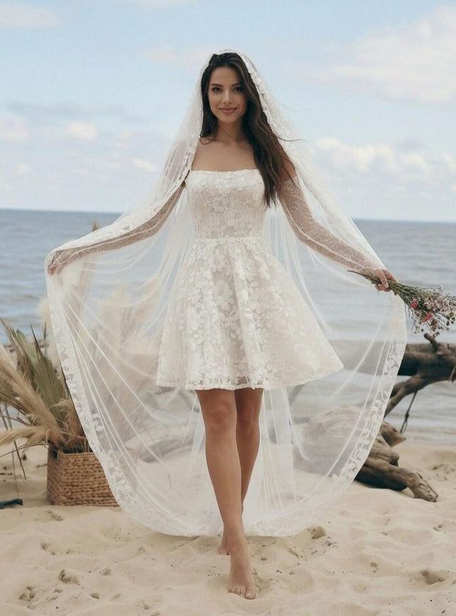 Laces A Line Spaghetti Straps Short Wedding Dresses