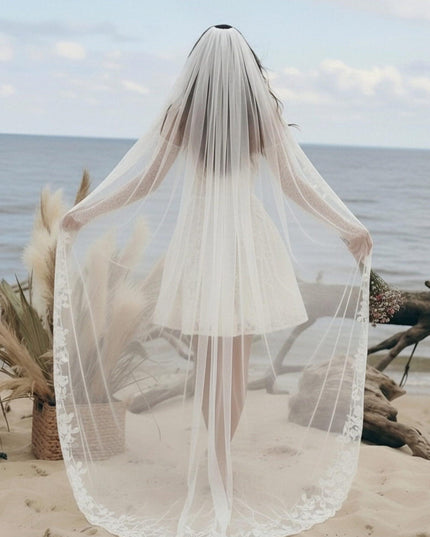 Laces A Line Spaghetti Straps Short Wedding Dresses