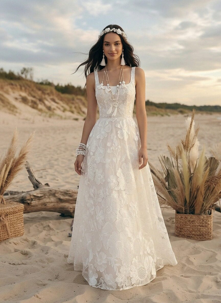 Laces A Line Spaghetti Straps Long Wedding Dresses