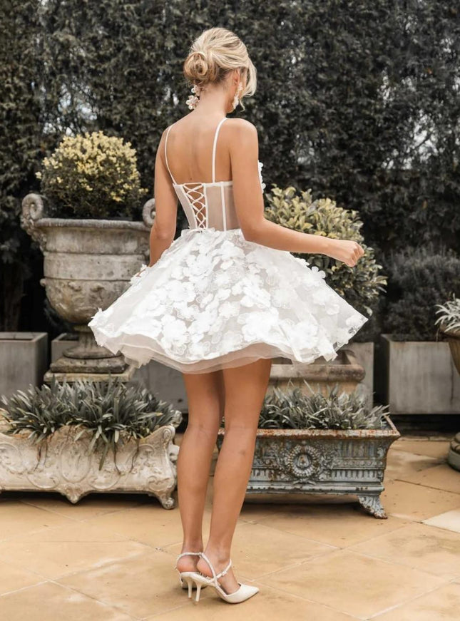 Spaghetti Straps Short Wedding Dresses Lace Appliques