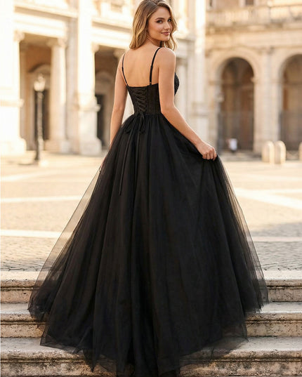 Laces A Line Spaghetti Straps Long Wedding Dresses