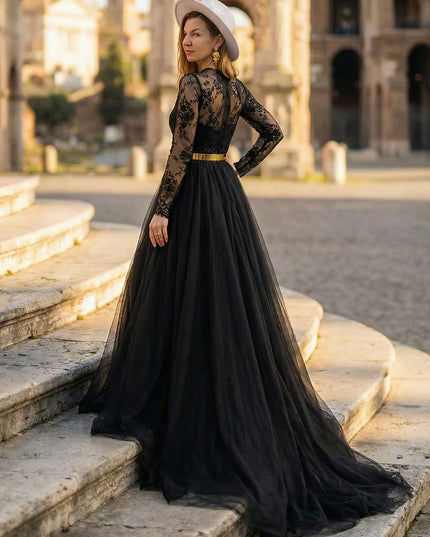 Tulle A Line Round Neck Long Wedding Dresses