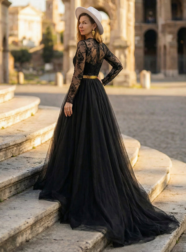 Tulle A Line Round Neck Long Wedding Dresses