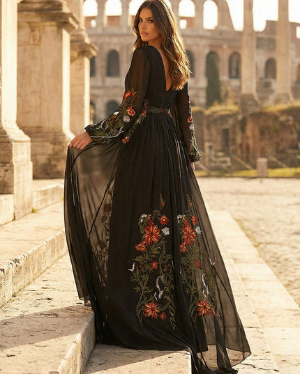 Laces A Line V Neck Long Wedding Dresses