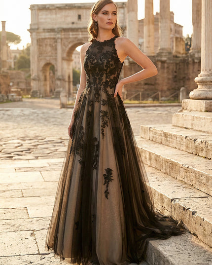 Tulle A Line Round Neck Long Wedding Dresses