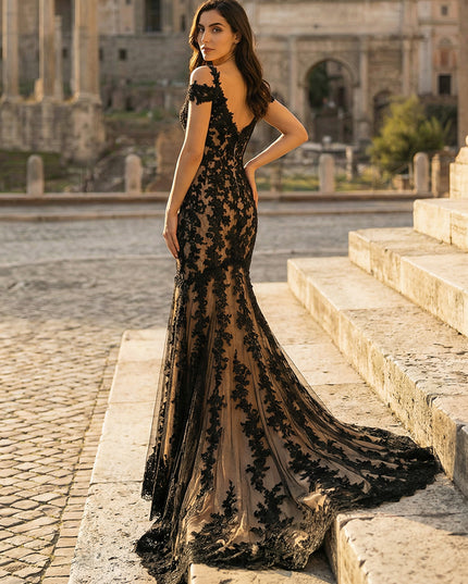 Laces Mermaid V Neck Long Wedding Dresses