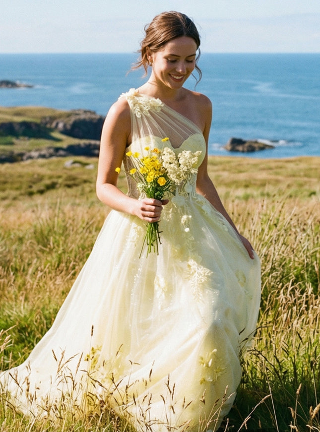 One Shoulder Sweetheart Lace Applique Wedding Dresses with 3D Flower