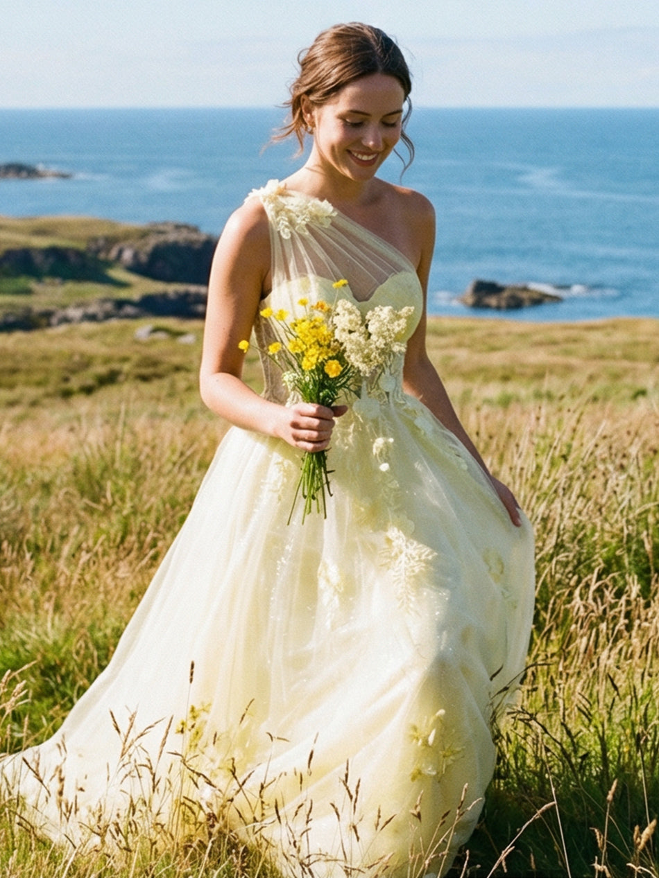 One Shoulder Sweetheart Lace Applique Wedding Dresses with 3D Flower