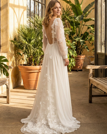 Lace Appliques Jewel Neck A-Line Long Wedding Dresses with 3D Flower